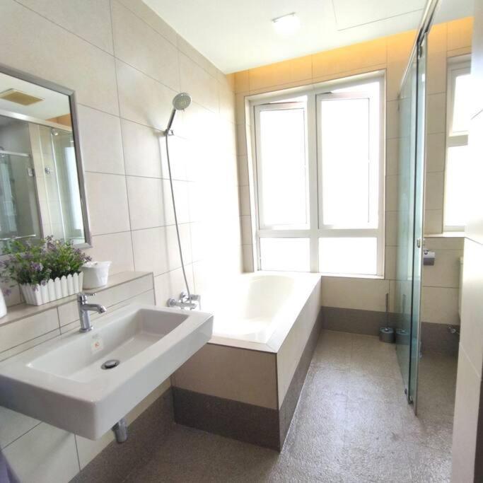 Octagon Premium Ipoh Town Center 2Br 101 By Grab A Stay Exterior photo